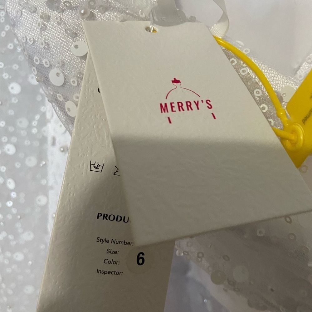 NWT Merry’s White wedding Dress Long Sleeve size 6 - Picture 6 of 9